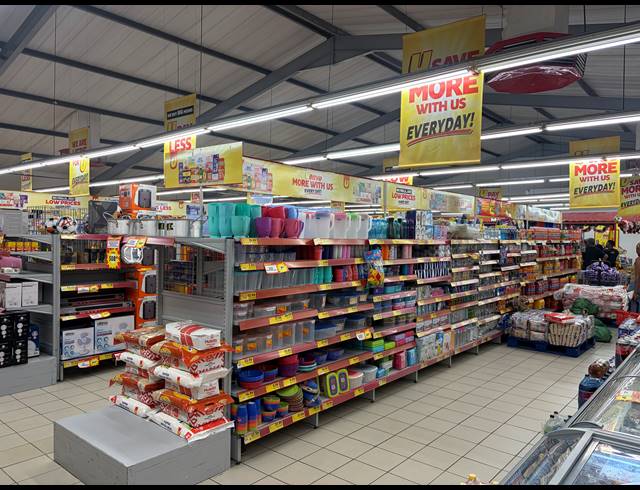 1,705M² BUSINESS FOR SALE IN KWAZAKHELE